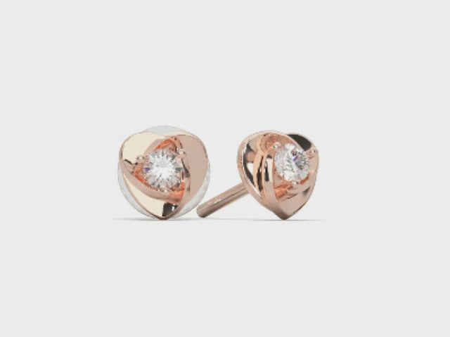 Heart-Shaped 18K Gold Earing