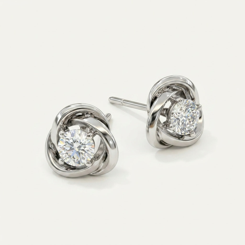 Trinity Interlock 18K Gold Earing