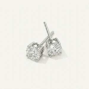 Classic 4-Prong 18k Lab Diamond Earstud