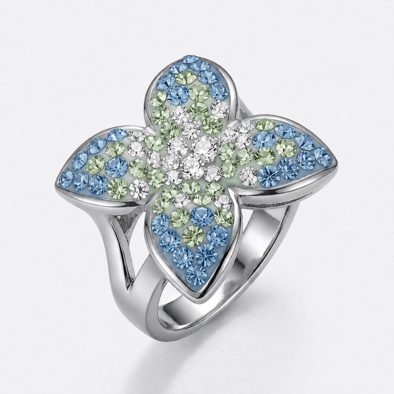 Queen Butterfly Ring with Crystals from Europe