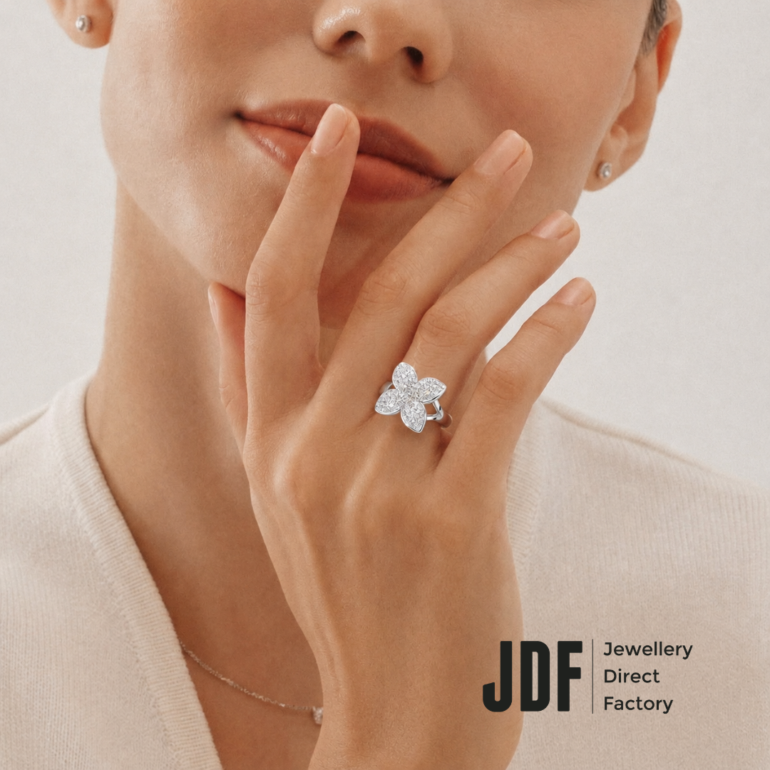 Queen Butterfly Ring with Crystals from Europe