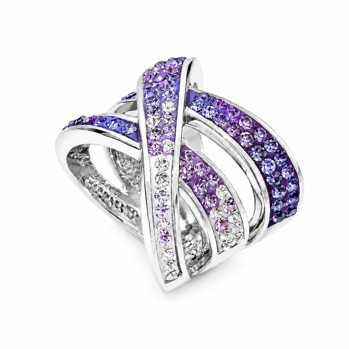 Intertwined Elegance Ring with Crystals from Europe