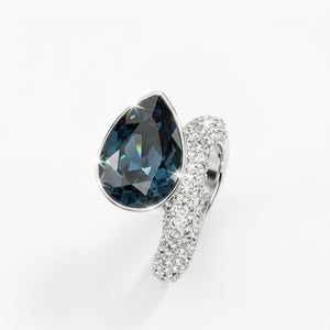Raindrop Ring with Crystal from Europe