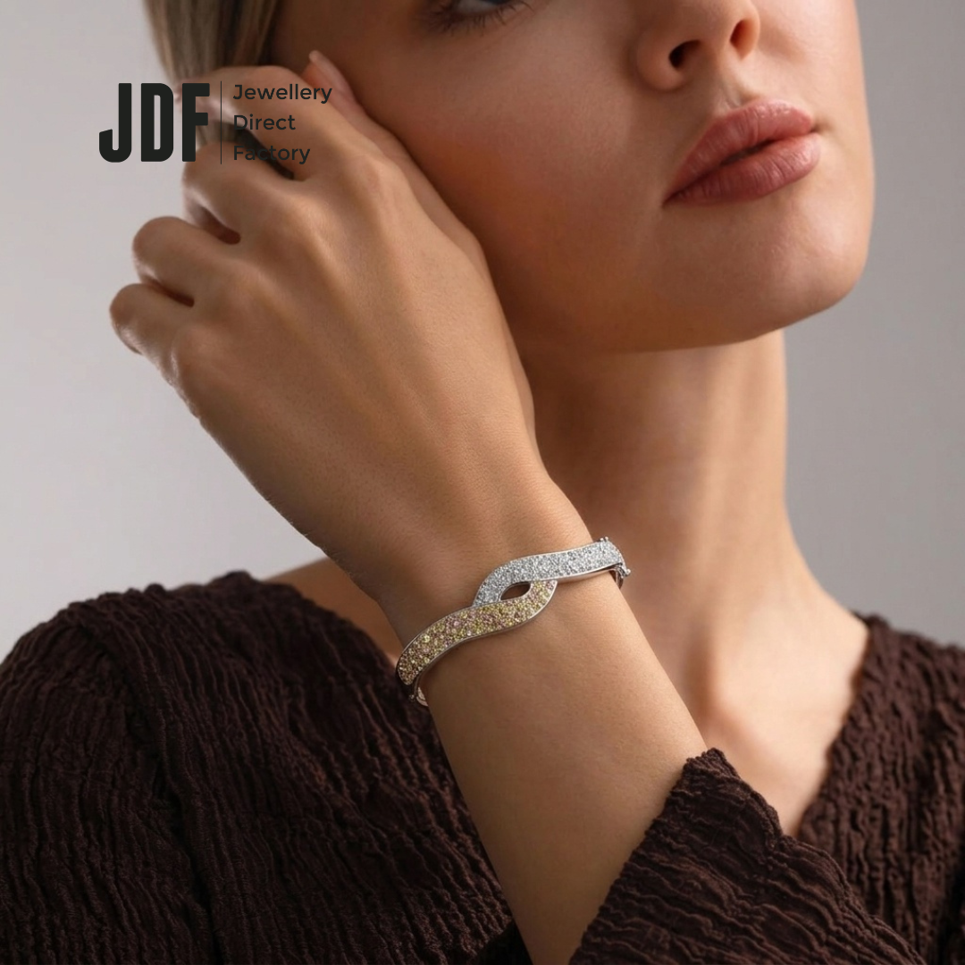 Twist Sparkle Bangle with Crystals from Europe