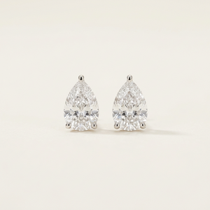 Pear Cut 18K Lab Diamond Earstud