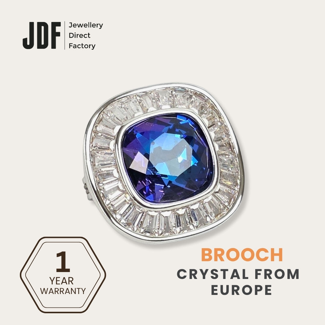 Elegant Square Brooch