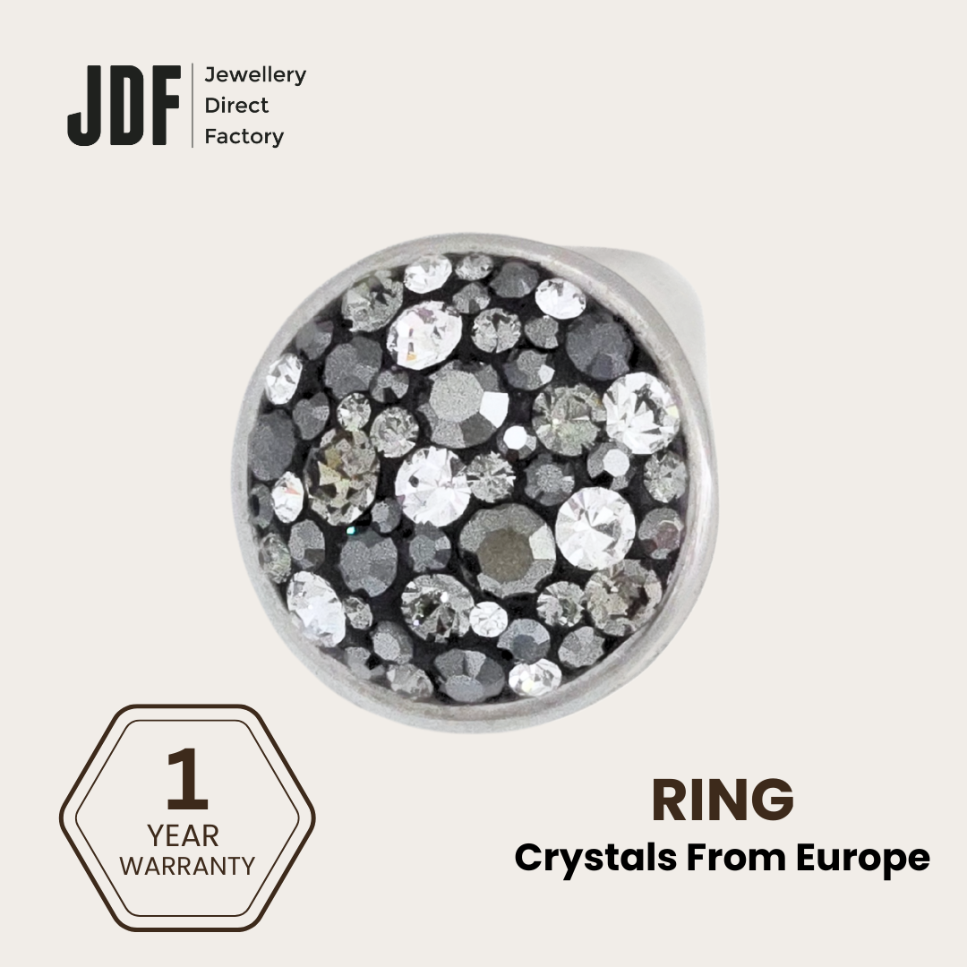 Infinity Shine Crystal Ring with Crystals from Europe