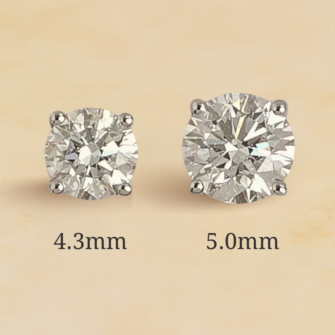 Diamond Earstuds Size 4.3mm and 5.0mm