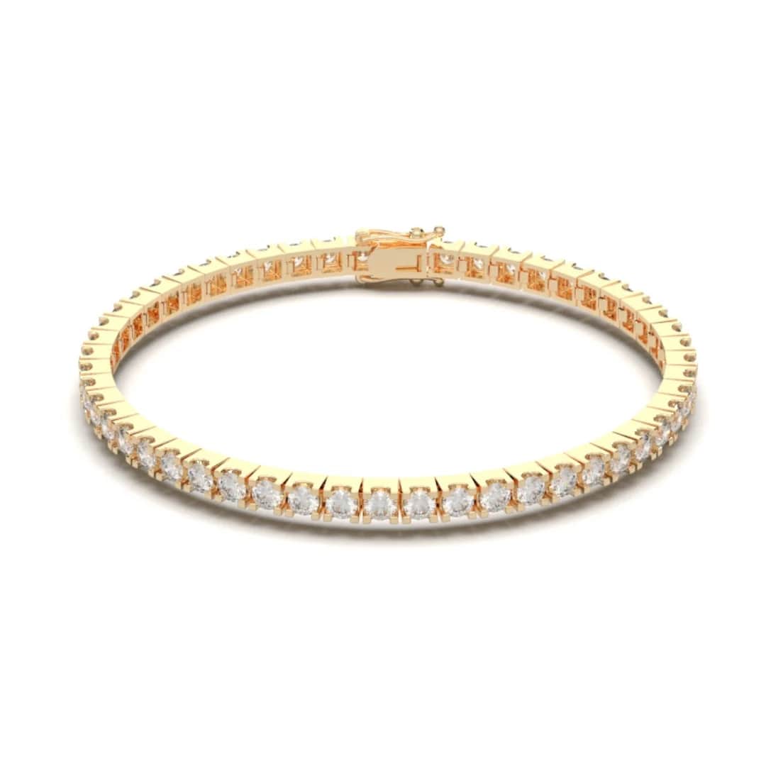 Crystal bracelet displayed under soft lighting on a white background, highlighting its shine and elegant craftsmanship