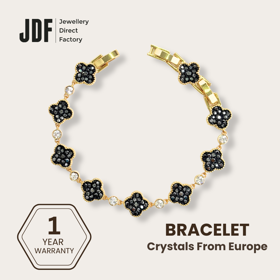 Clover Bracelet with Crystal From Europe