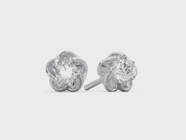 Flower-Shaped 18K Gold Earing