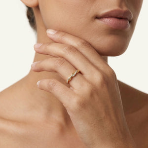 The Amare Infinity 18K Ring