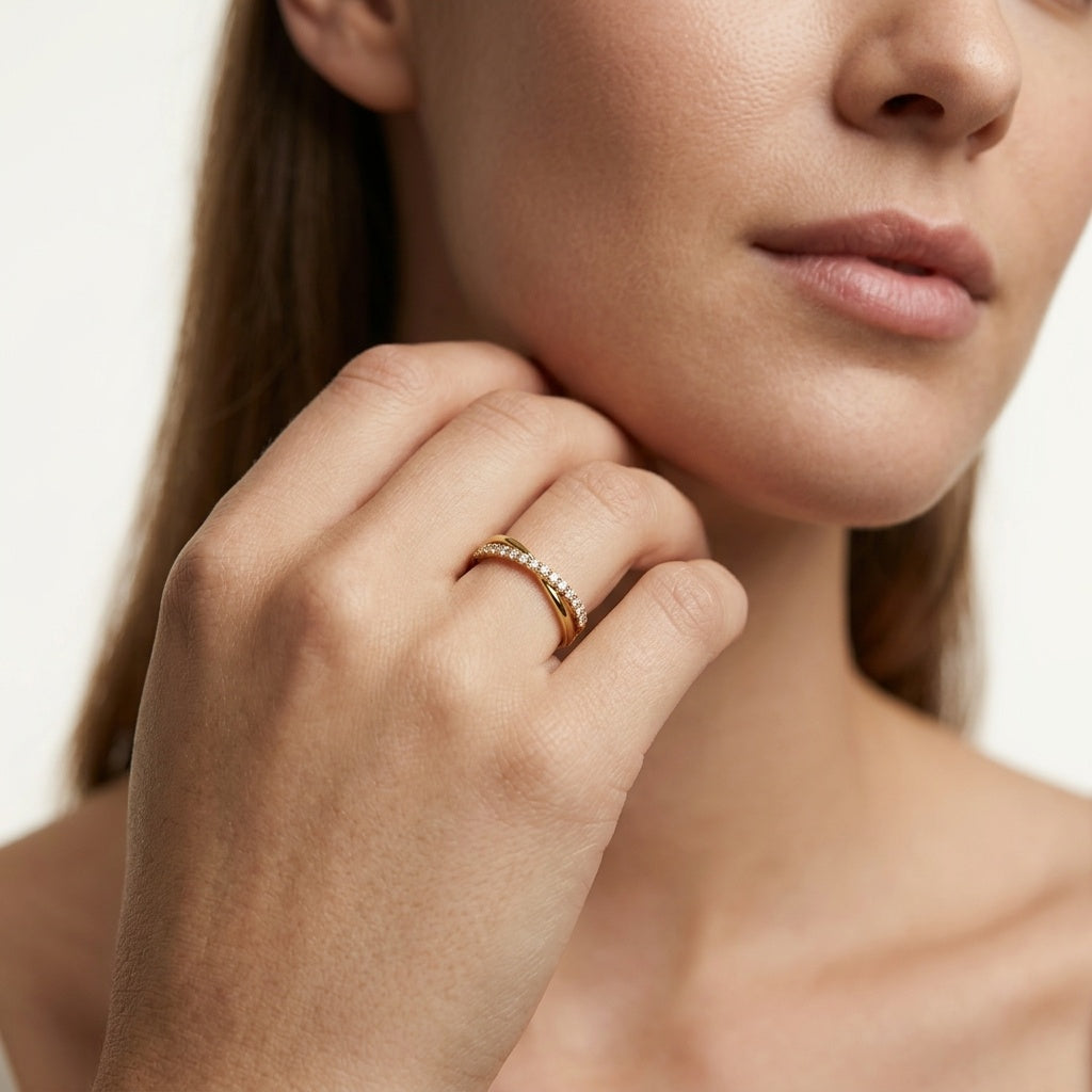 The Xandra Criss-Cross 18k Ring