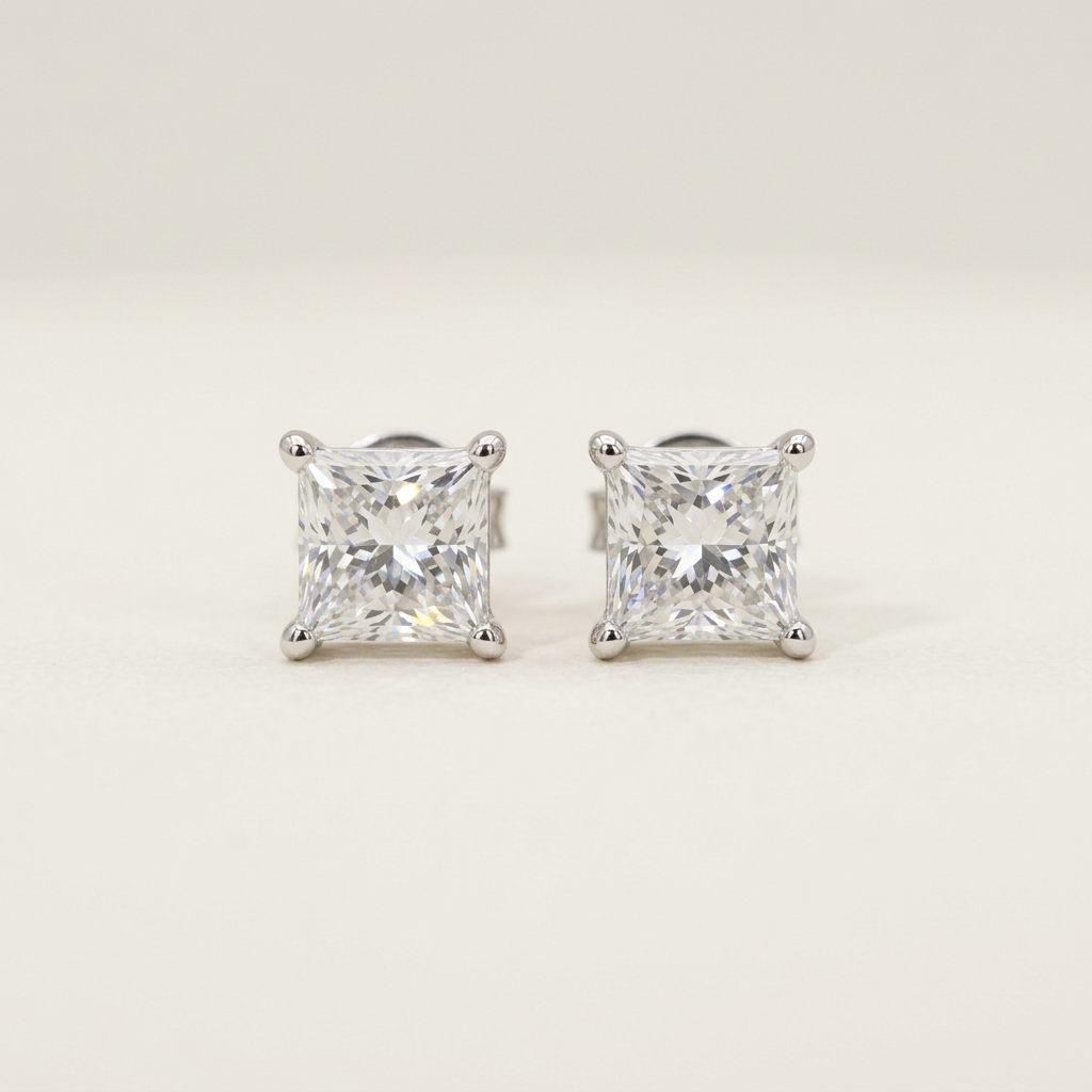 Princess Cut 18K Lab Diamond Earstud