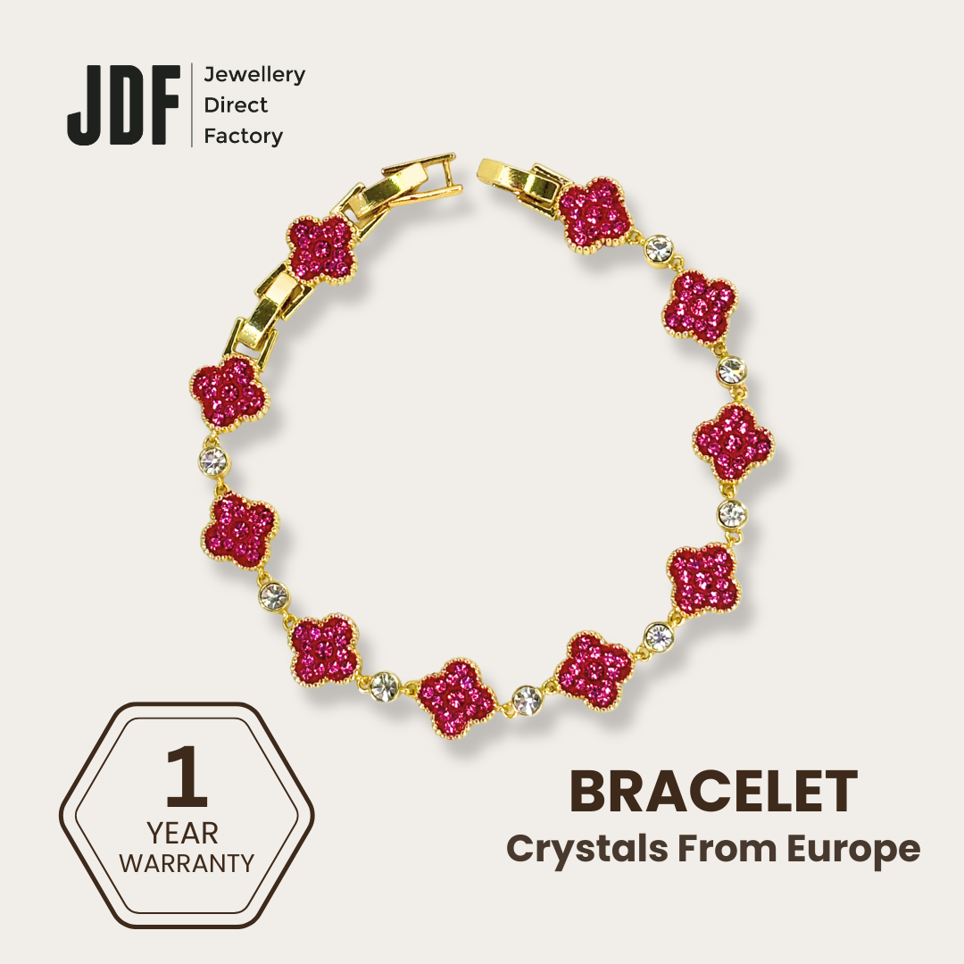 Clover Bracelet with Crystal From Europe